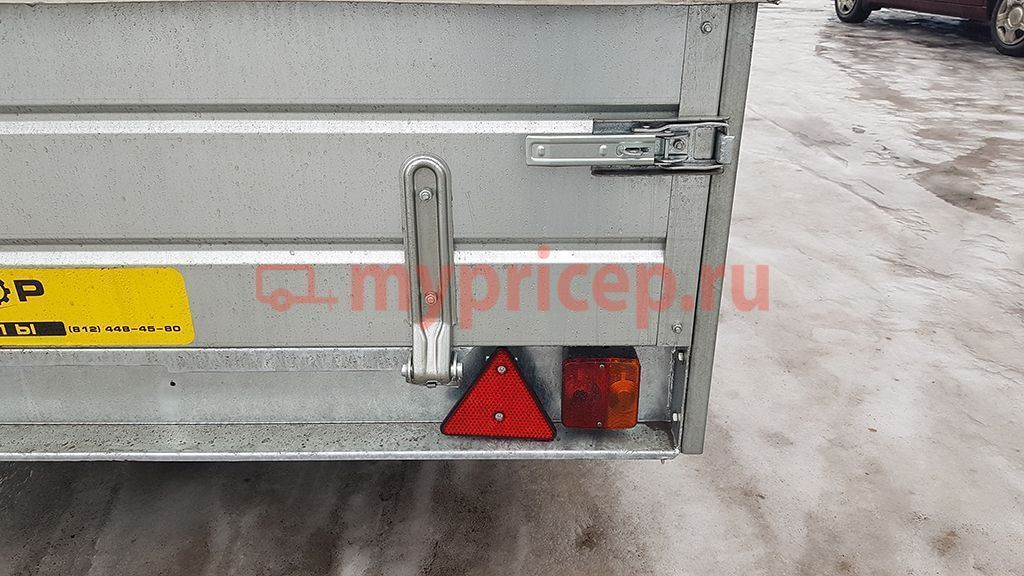 Прицеп ЛАВ 81013E 4.0