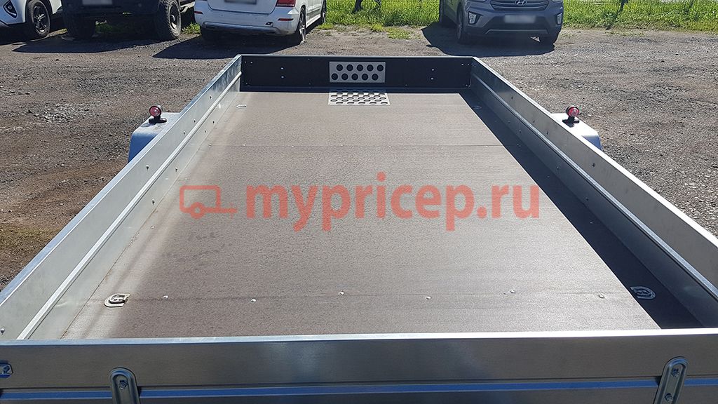 Прицеп ЛАВ 81012С