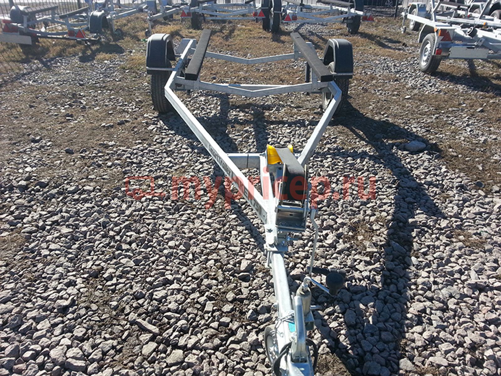 Автоприцеп Laker Smart Trailer 750, оцинкованный на рессорной подвеске