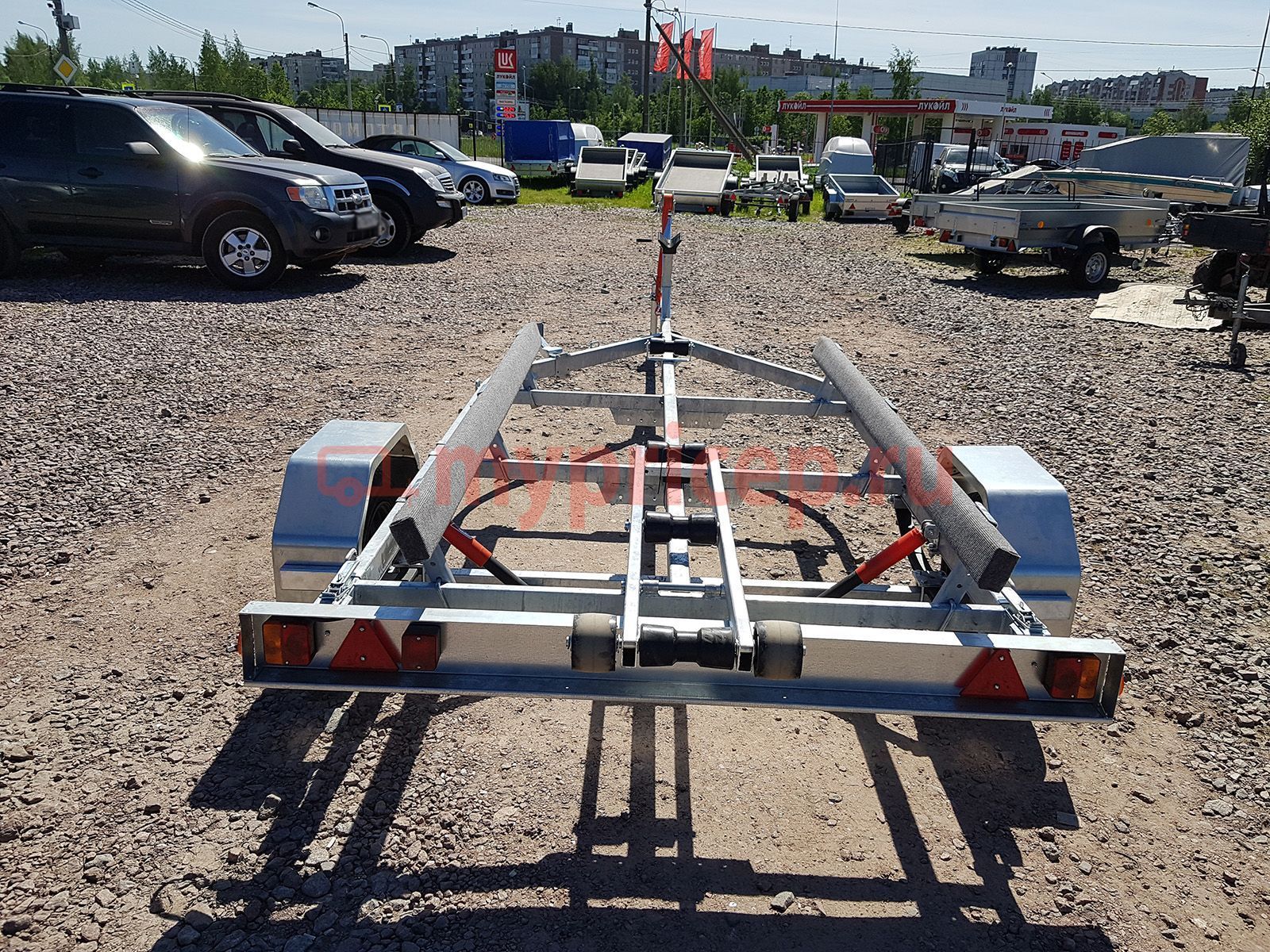 Прицеп ЛАВ 81014A
