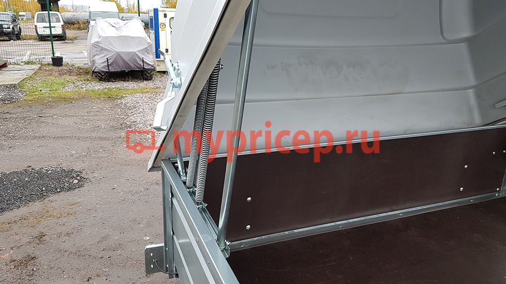 Прицеп ЛАВ 81013E 4.0