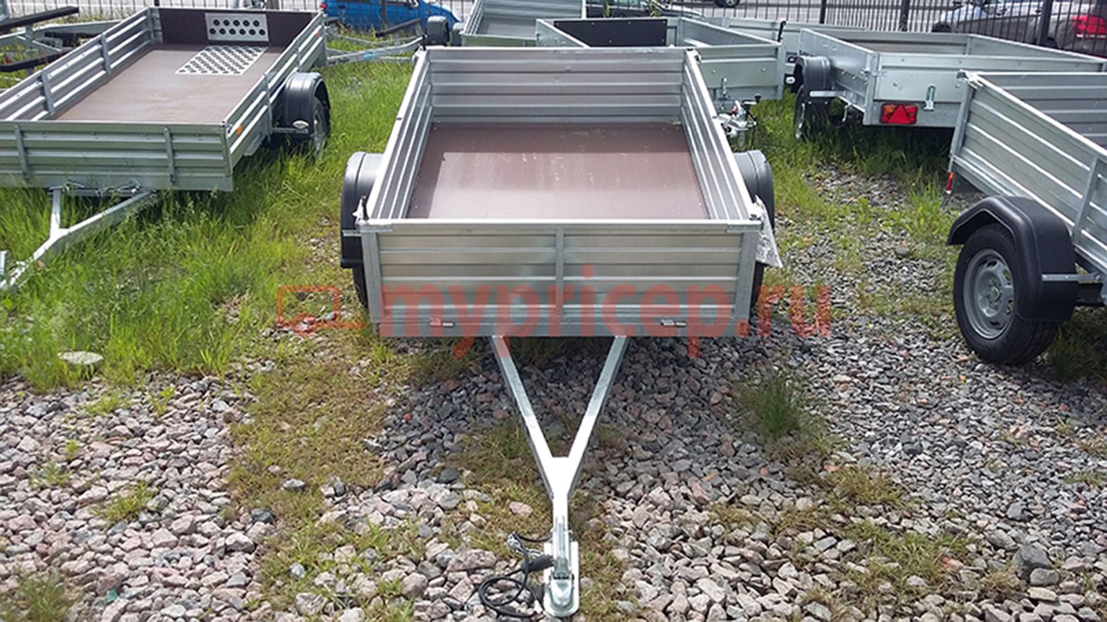 Laker Heavy Duty Light 300 на рессорной подвеске оцинкованный