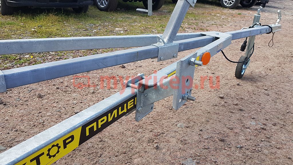 Прицеп ЛАВ 81015
