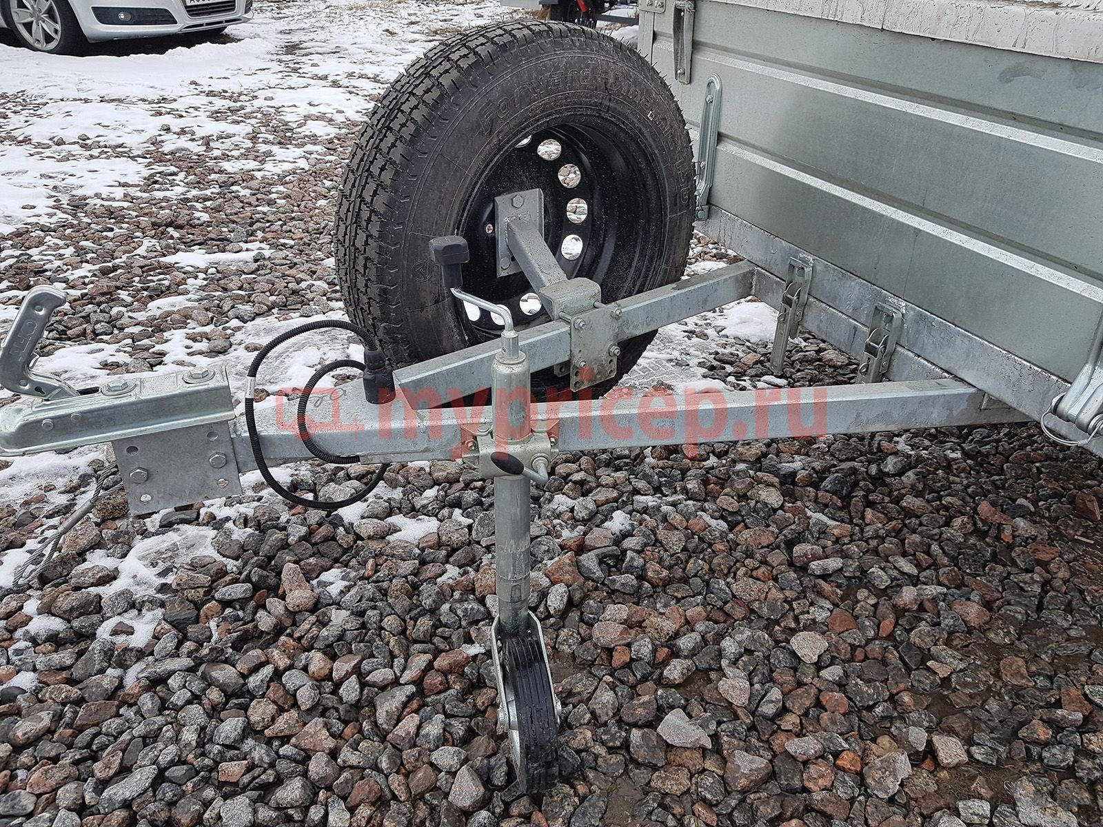Прицеп ЛАВ 81012A