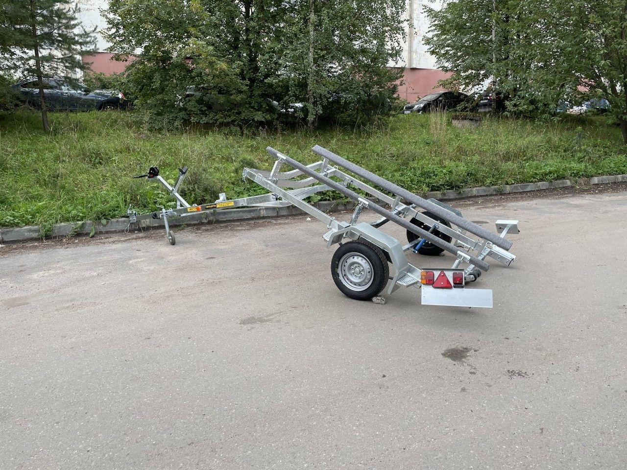 Прицеп ЛАВ 81014С